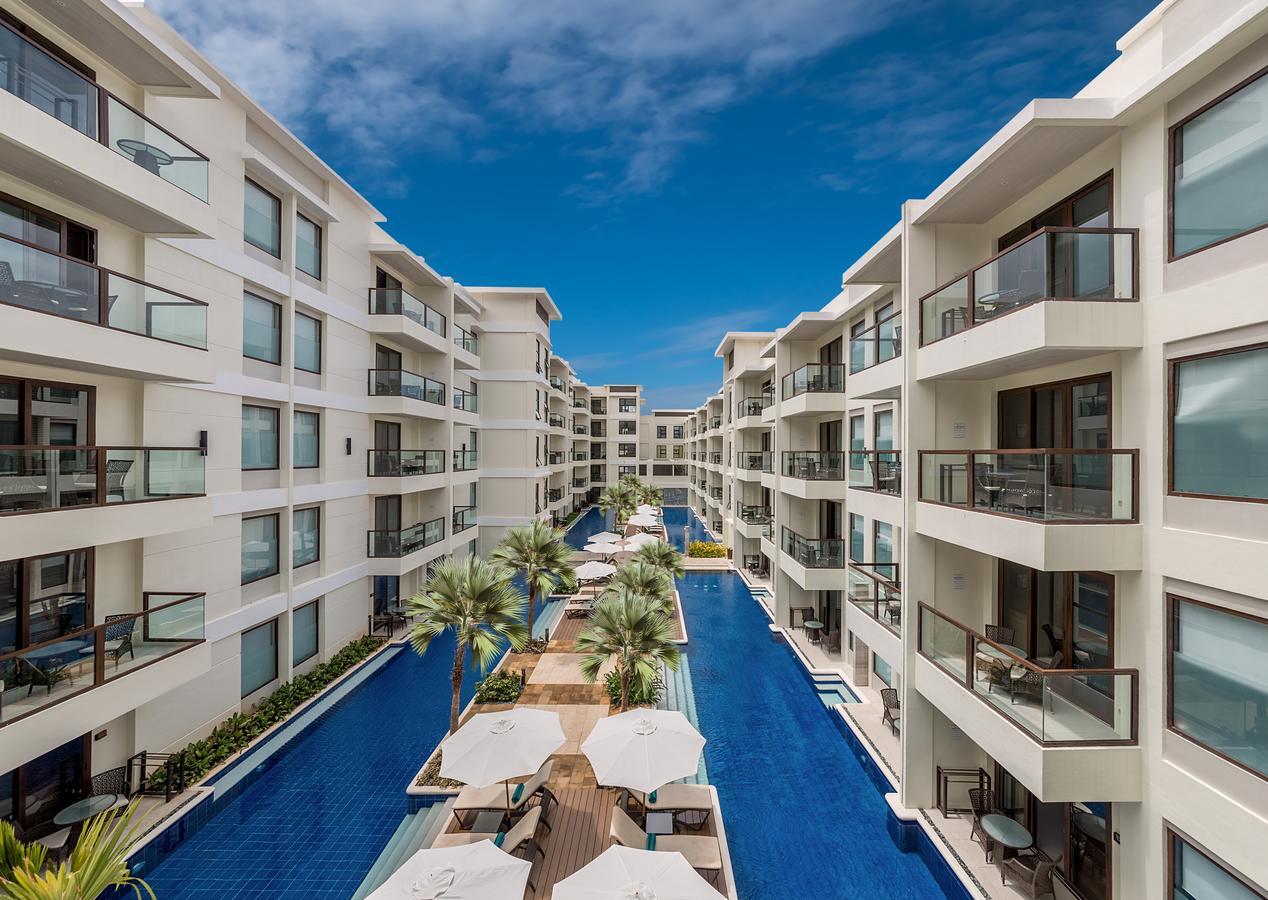 Henann Prime Beach Resort Balabag  Dış mekan fotoğraf The Fives Beach Hotel & Residences